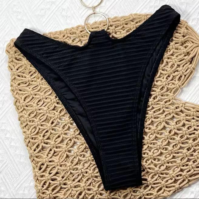 Pwani Monokini