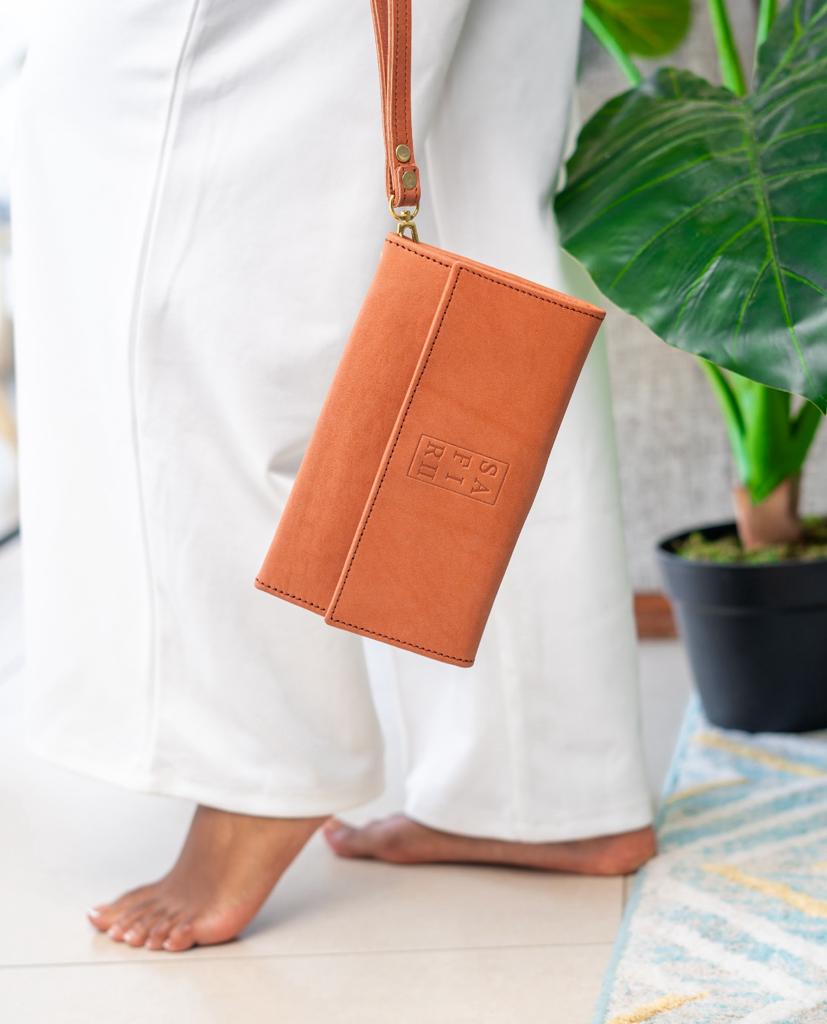 Safirii Leather Travel Wallet