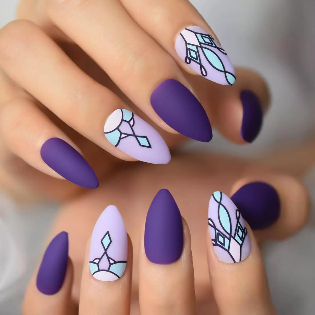 'Royal' Press On Nails