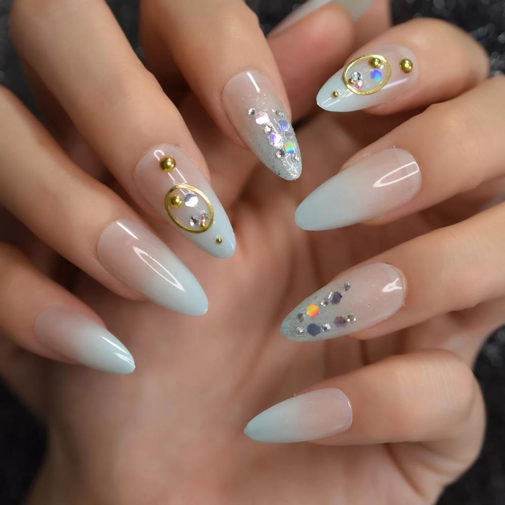 'Golden Rings' Press On Nails
