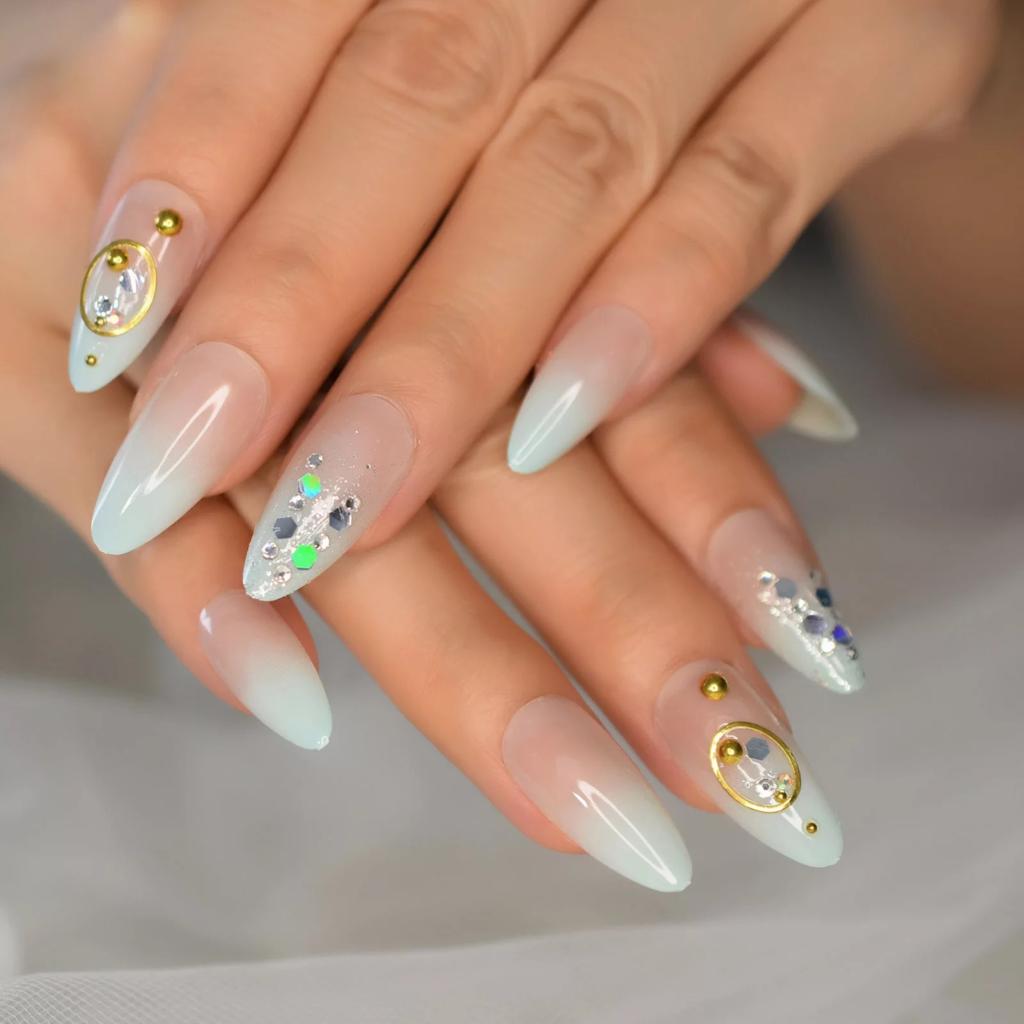 'Golden Rings' Press On Nails
